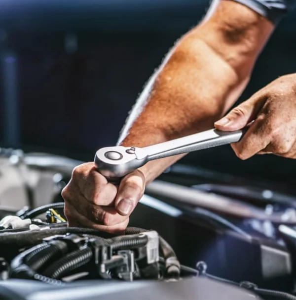 alibdaaalraqiautomaint-car-mechanical-section img